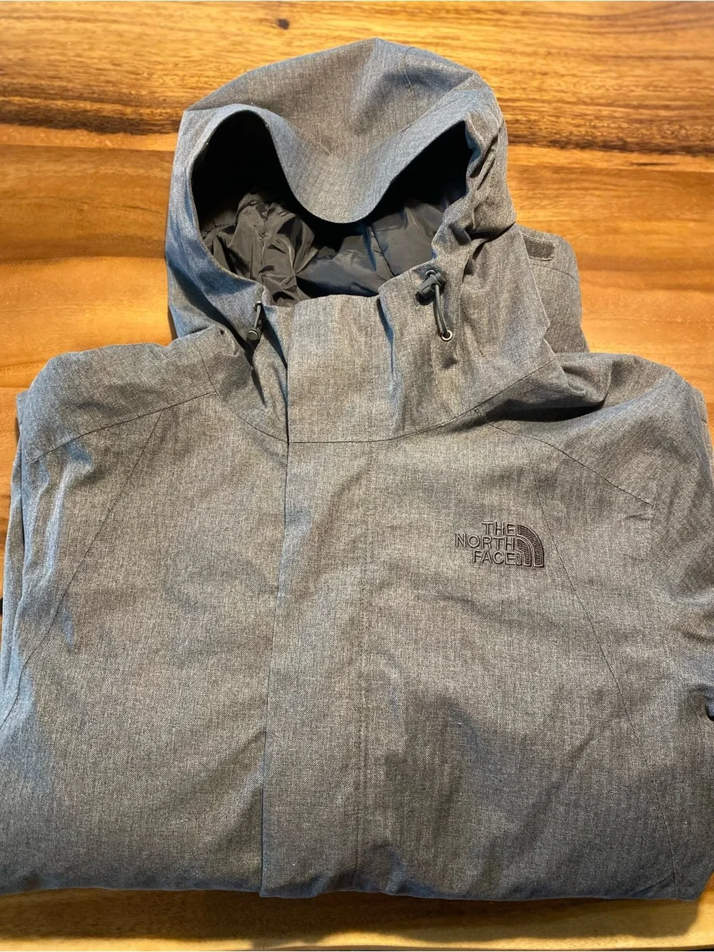 The North Face Men's Heather Gray Hooded Light Weight Winter Coat.